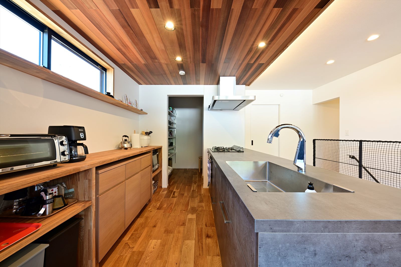 山とつながる家